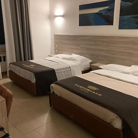 4Stanze Hotel Naples Exterior photo
