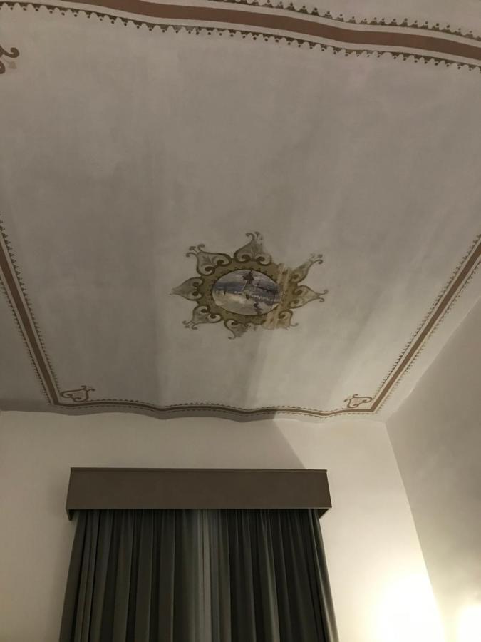 4Stanze Hotel Naples Exterior photo